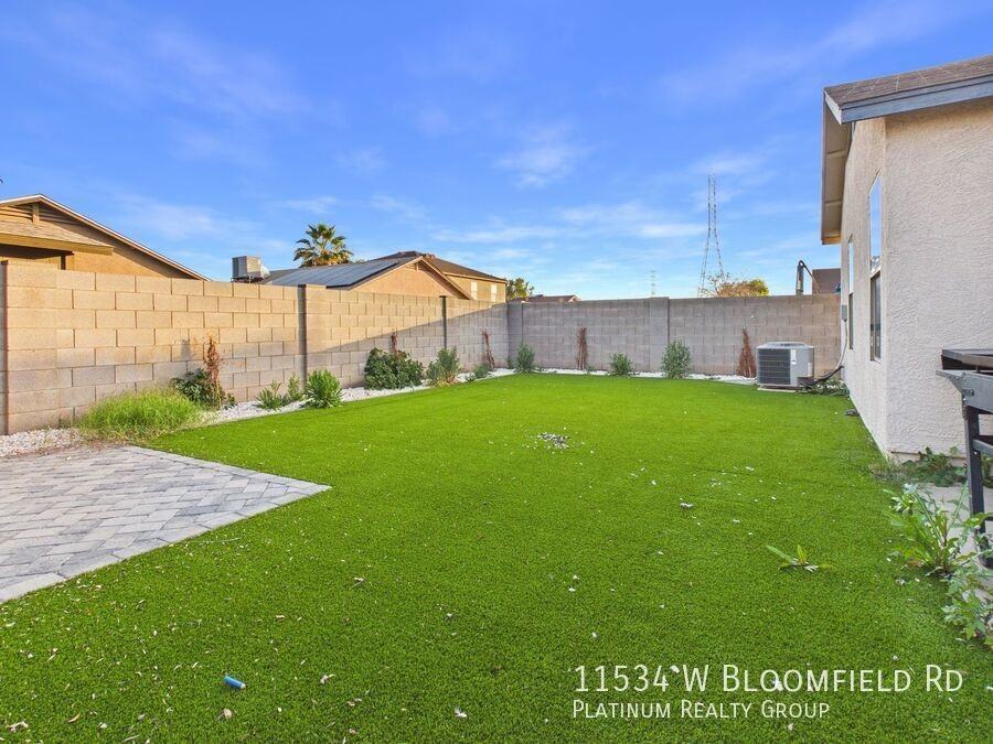 11534 W Bloomfield Rd - Photo 2 of 10