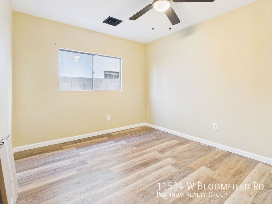11534 W Bloomfield Rd - Photo 3 of 10