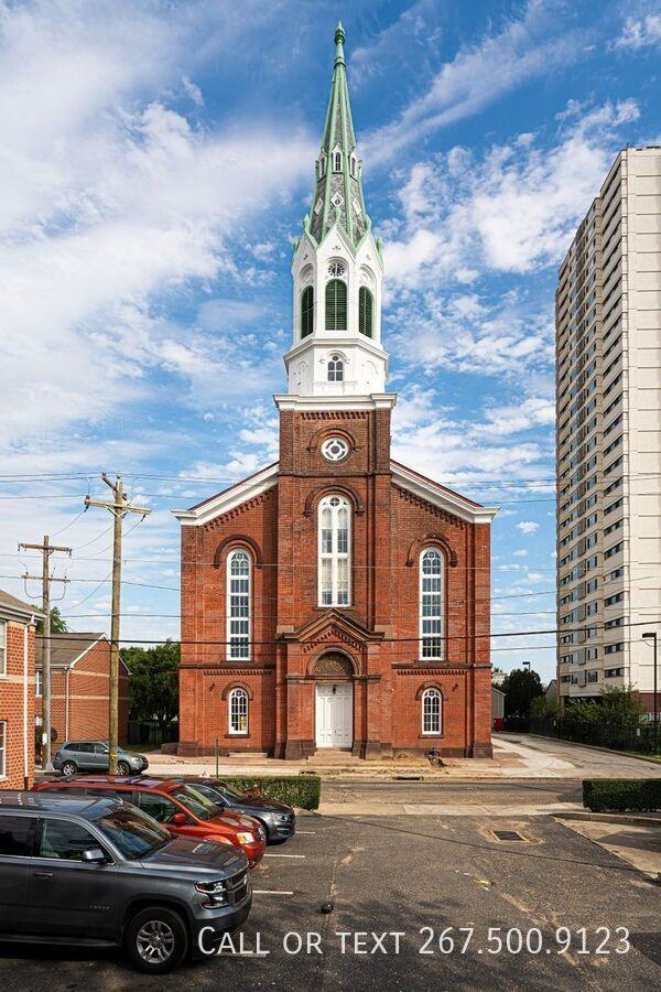 1001 S 4th St #30 - Photo 4 of 15