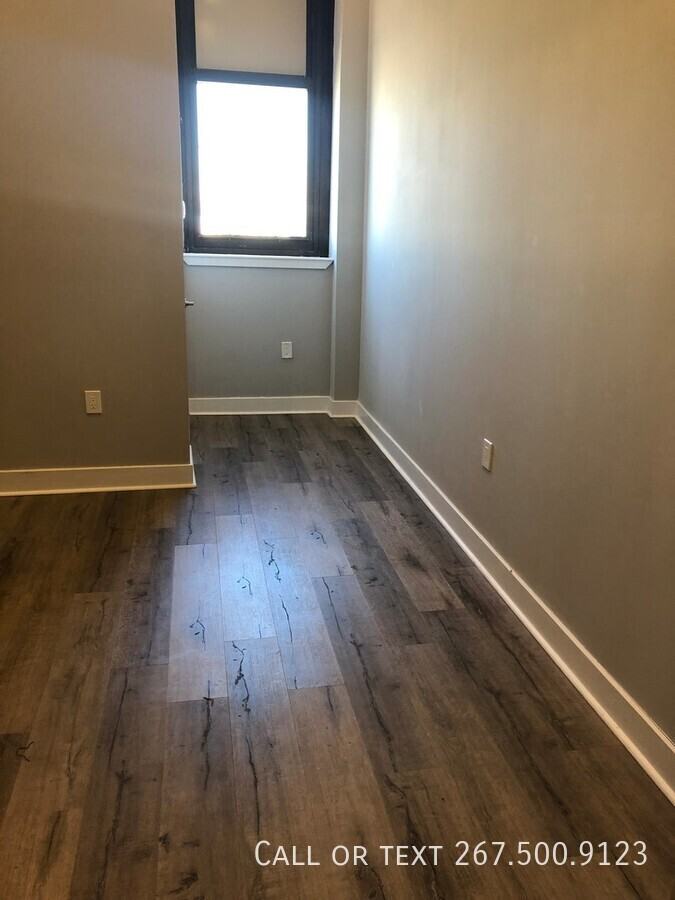 1501 S 17th St #301 - Photo 2 of 9