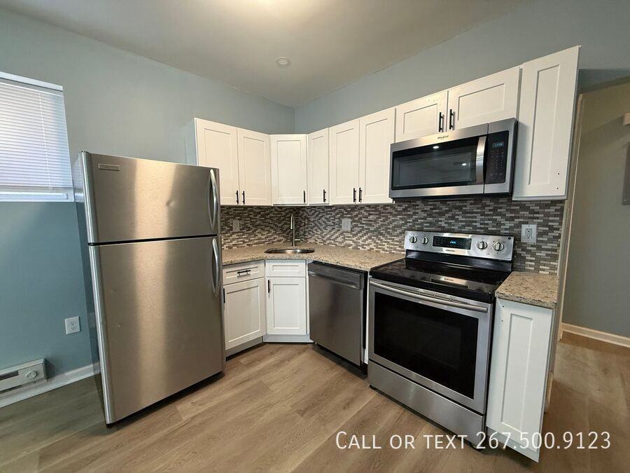 6024 Christian St #1stFL - Photo 3 of 14