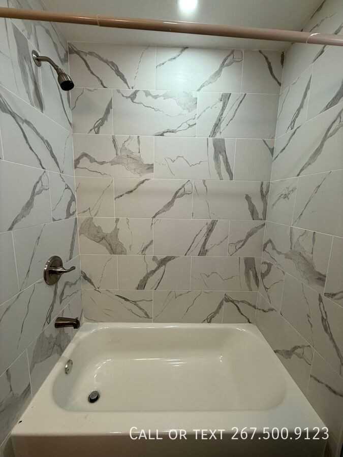 6024 Christian St #1stFL - Photo 7 of 14