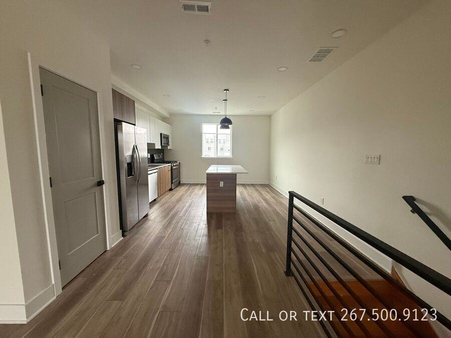 2500 E Tioga St - Photo 7 of 19