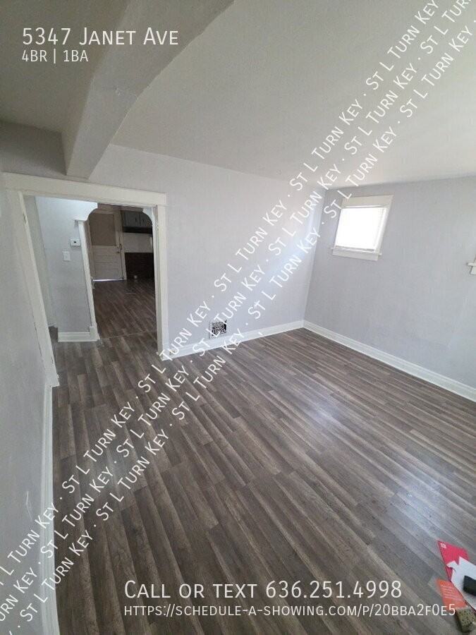 5347 Janet Ave - Photo 4 of 17