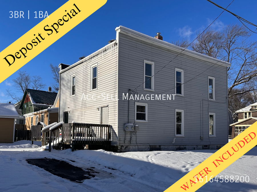 956 Adams St Se - Photo 2 of 16