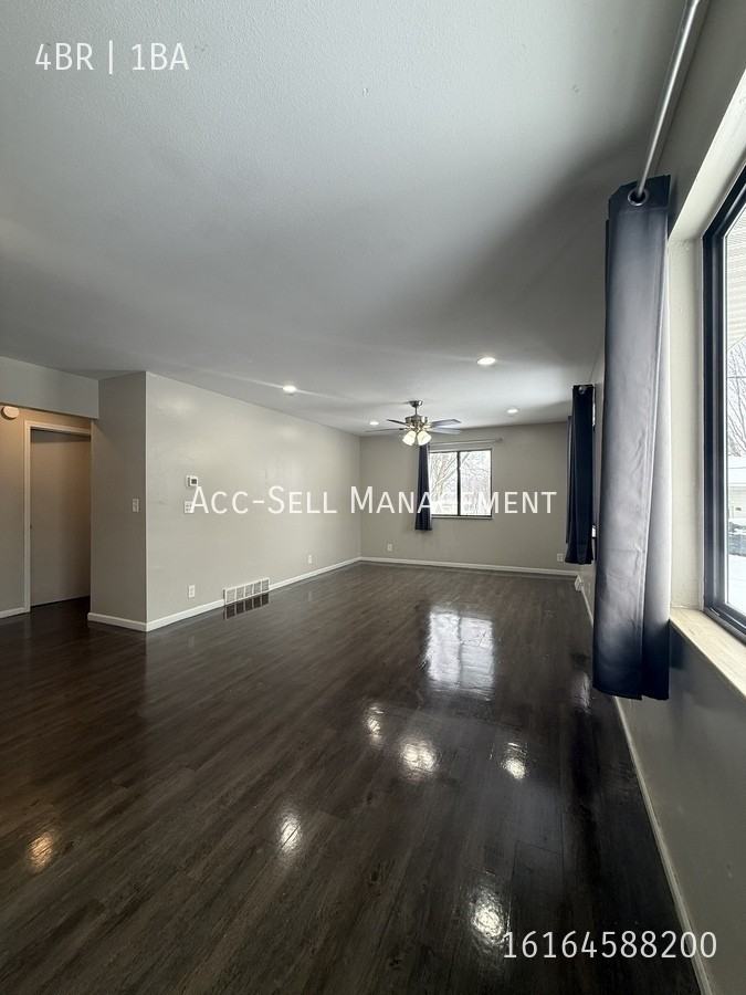 5231 Rich St - Photo 6 of 11