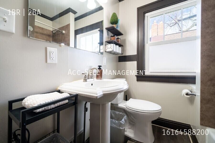 1038 Crosby St Nw #3 - Photo 2 of 25