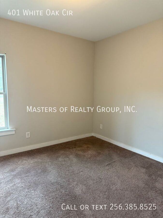 401 White Oak Cir - Photo 4 of 8