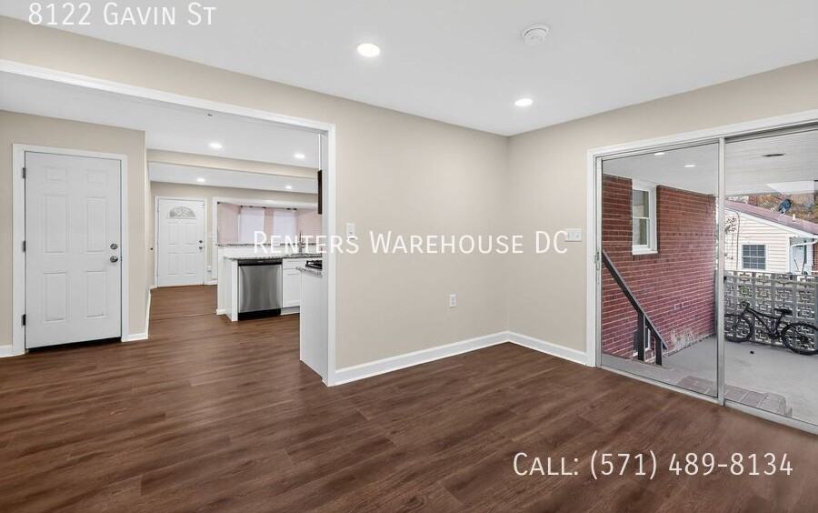 8122 Gavin St - Photo 6 of 15