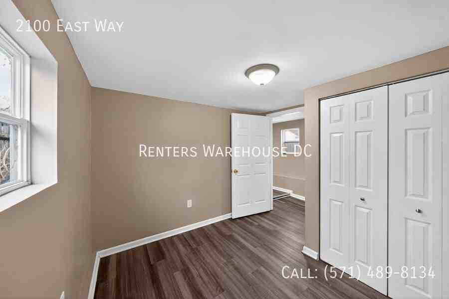 2100 Eastway - Photo 5 of 15