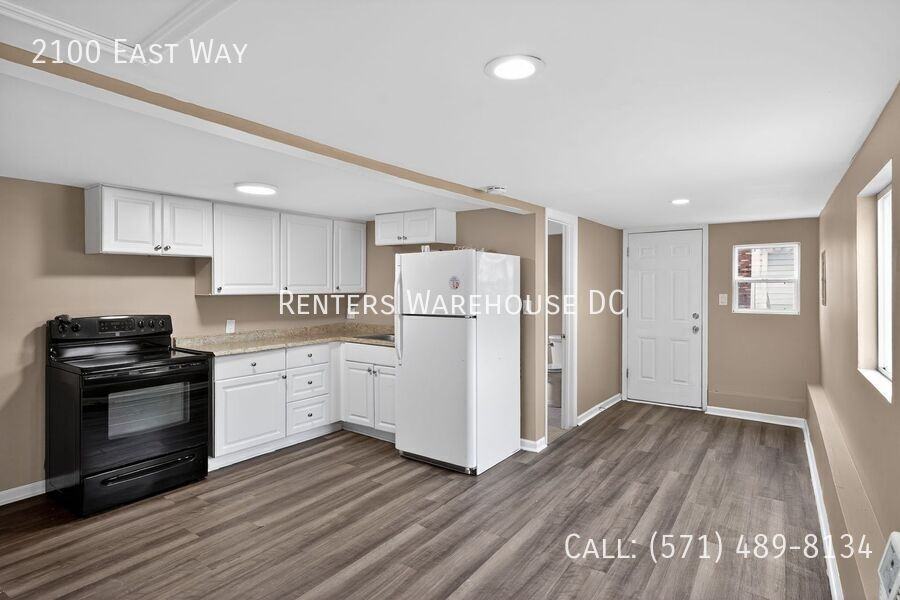 2100 Eastway - Photo 6 of 15