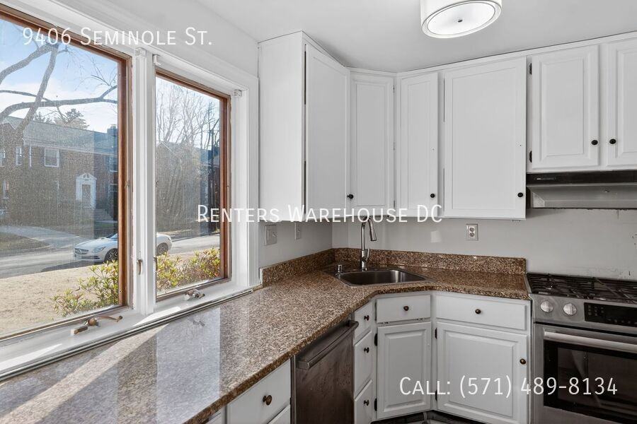 9406 Seminole St - Photo 7 of 21