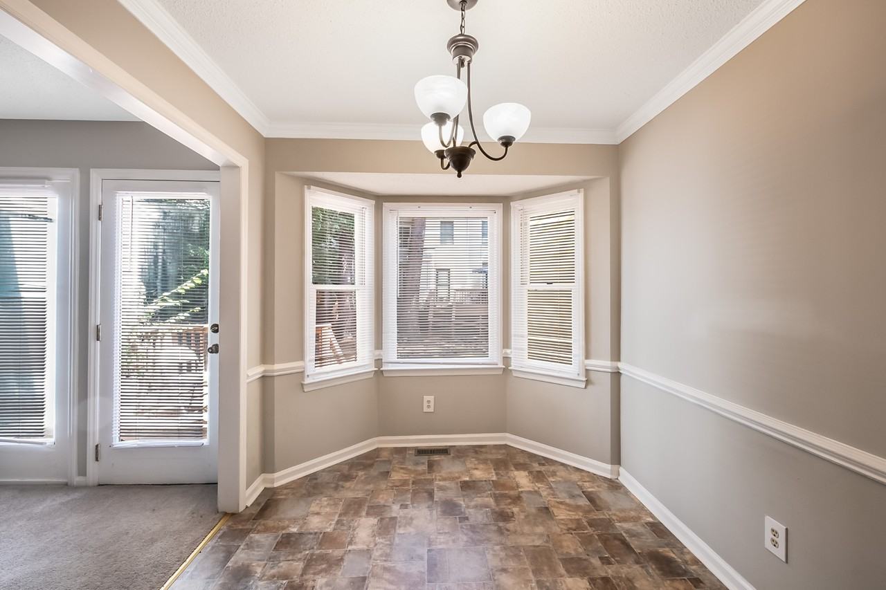 2039 Trexler Ct - Photo 5 of 16