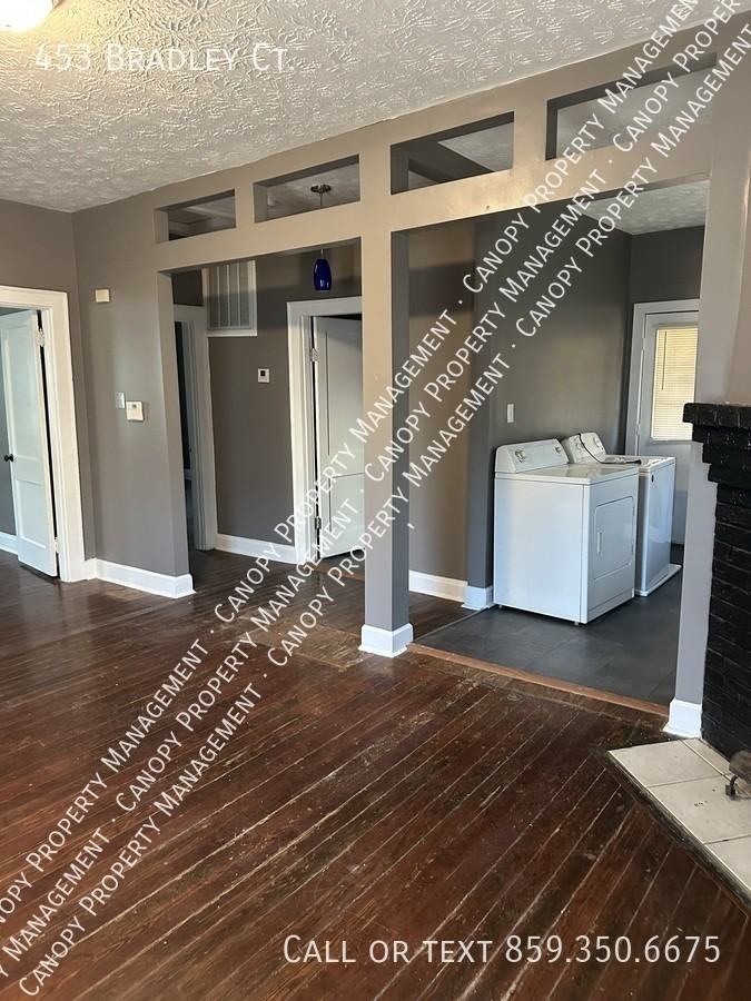 453 Bradley Ct - Photo 6 of 18