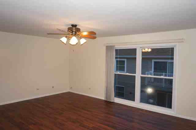 7932 163rd Pl #132 - Photo 3 of 9