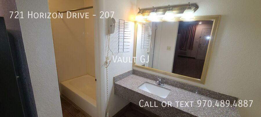 721 Horizon Dr #207 - Photo 3 of 13