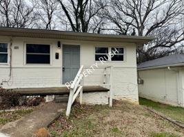 featured image of 708 W 47th St #A
