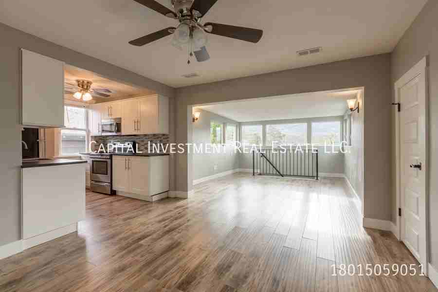 212 B St #3 - Photo 3 of 11