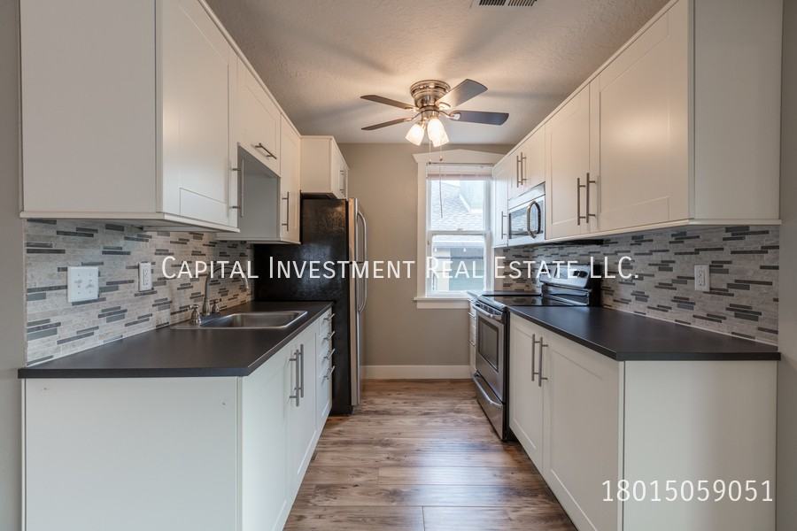 212 B St #3 - Photo 4 of 11