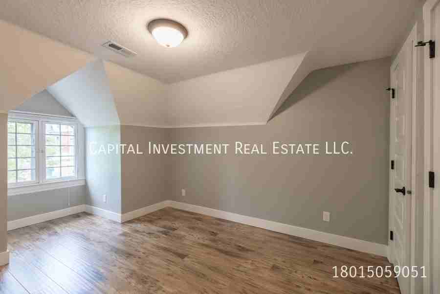 212 B St #3 - Photo 7 of 11