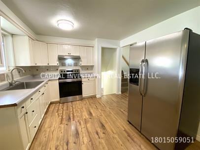 2989 S Rae St - Photo 3 of 20