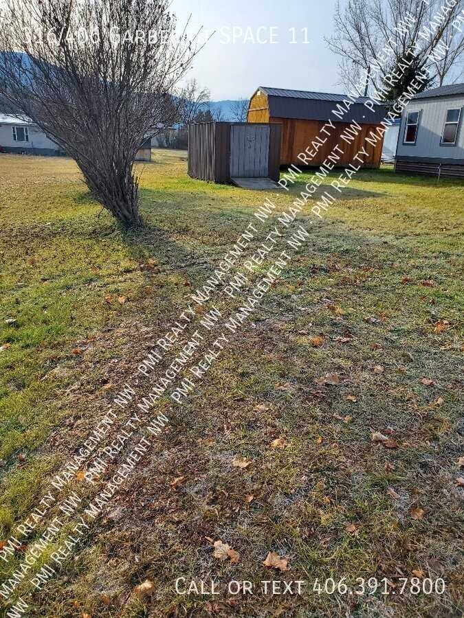 316/406 Garber St SPACE 11 - Photo 2 of 4