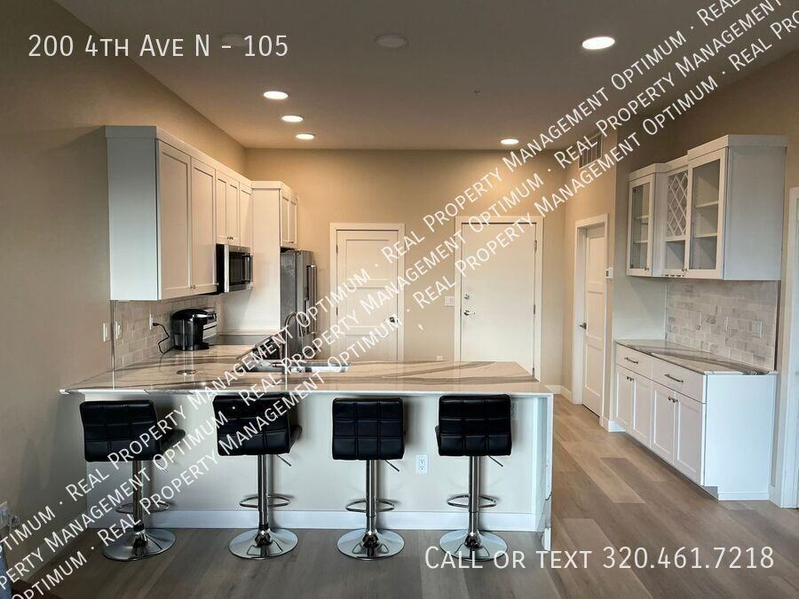 200 4th Ave N #105 - Photo 3 of 21