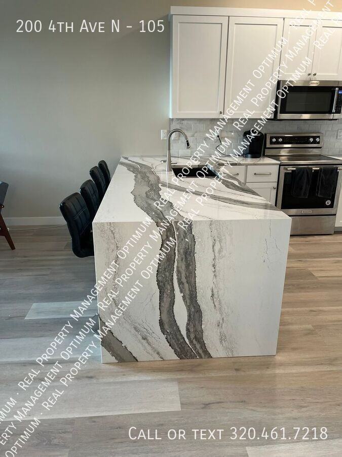 200 4th Ave N #105 - Photo 4 of 21