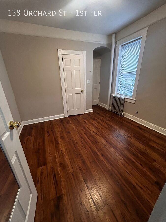 138 Orchard St #1stFL - Photo 6 of 7