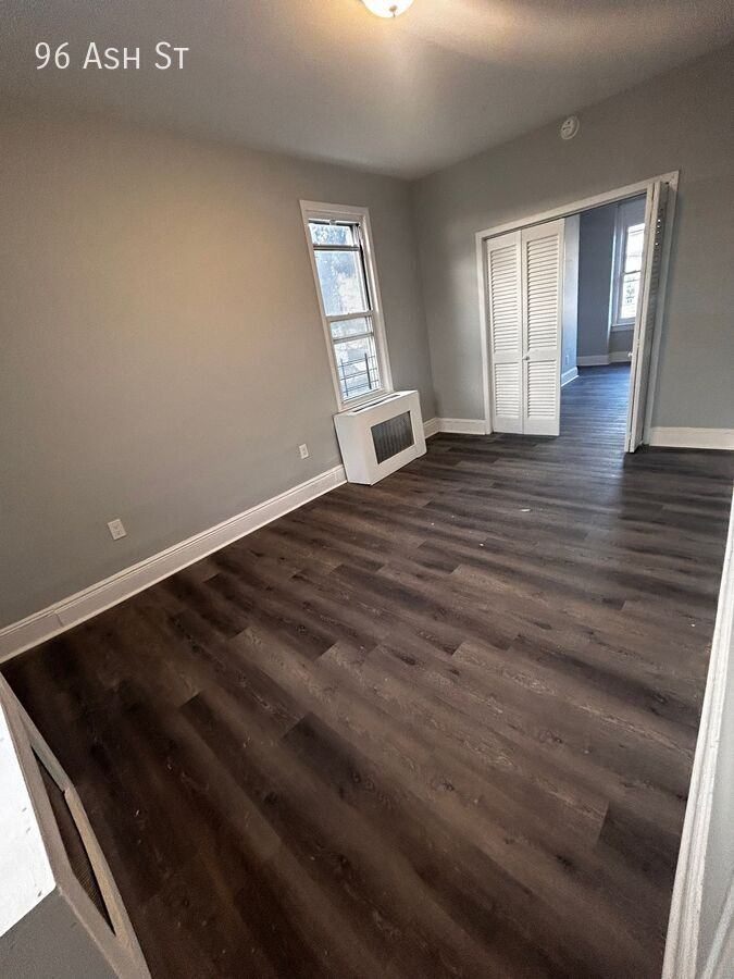 96 Ash St - Photo 3 of 6