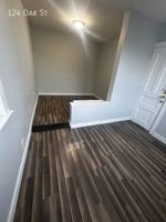 featured image of 124 Oak St