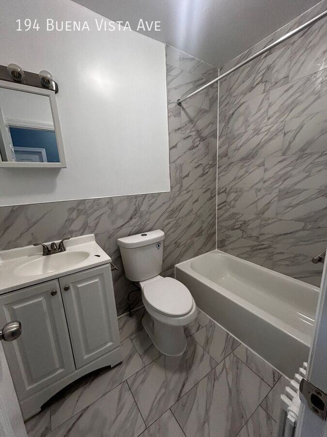 194 Buena Vista Ave - Photo 4 of 5