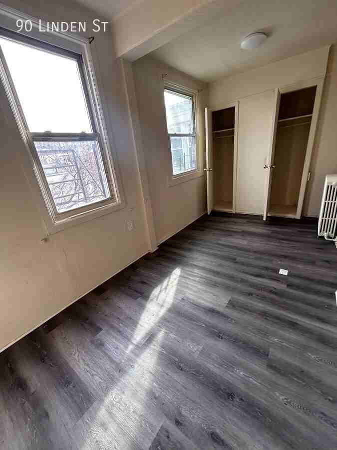 90 Linden St - Photo 6 of 6