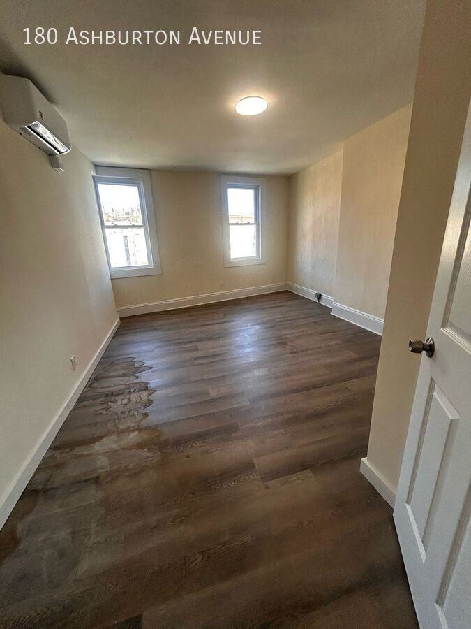 180 Ashburton Ave - Photo 3 of 5