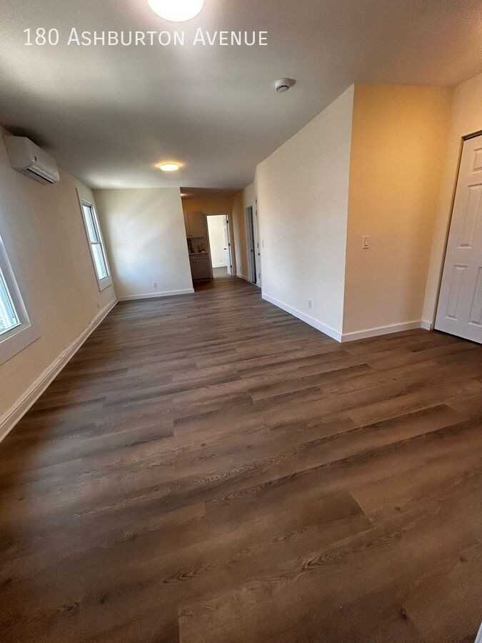 180 Ashburton Ave - Photo 5 of 5