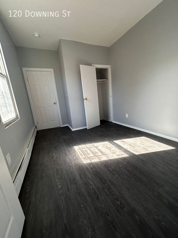 120 Downing St - Photo 4 of 5