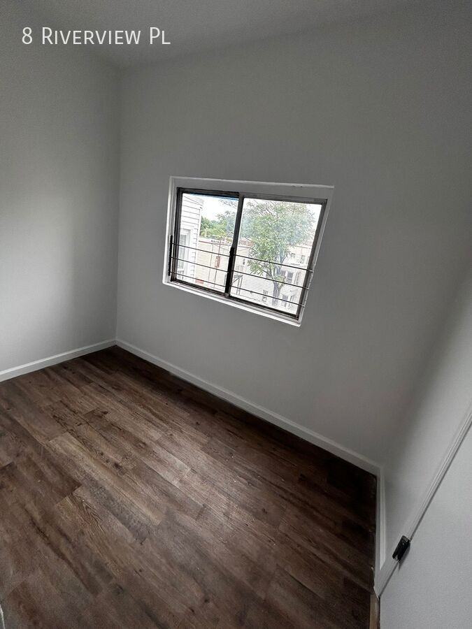 8 Riverview Pl - Photo 3 of 9