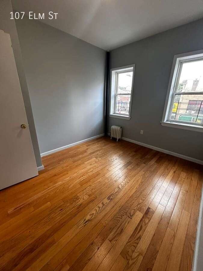 107 Elm St - Photo 2 of 5