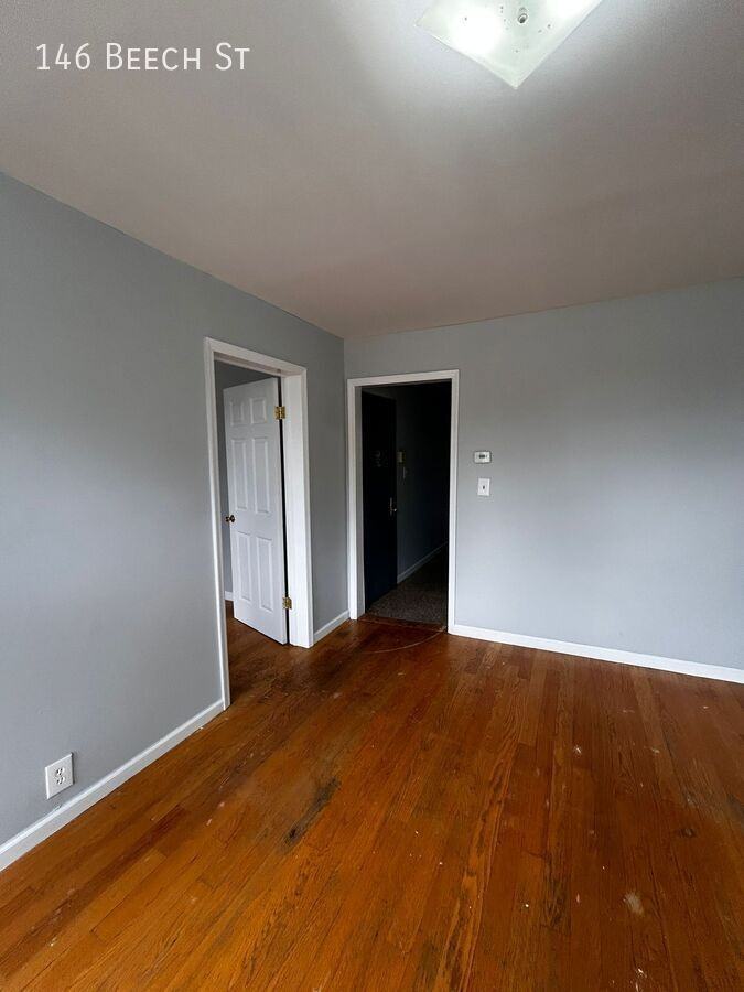 146 Beech St - Photo 3 of 9