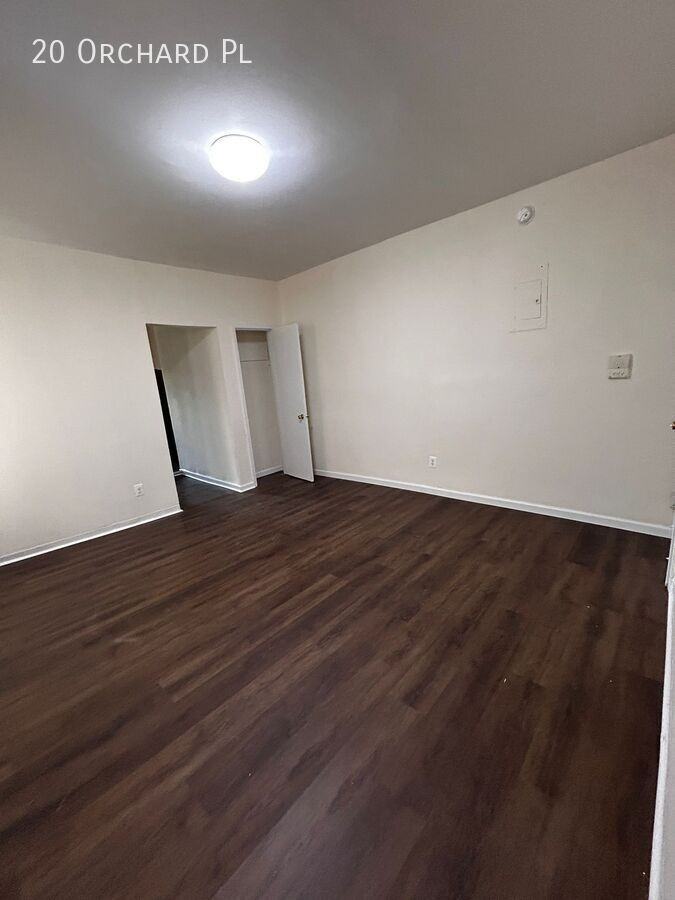 20 Orchard Pl - Photo 5 of 9