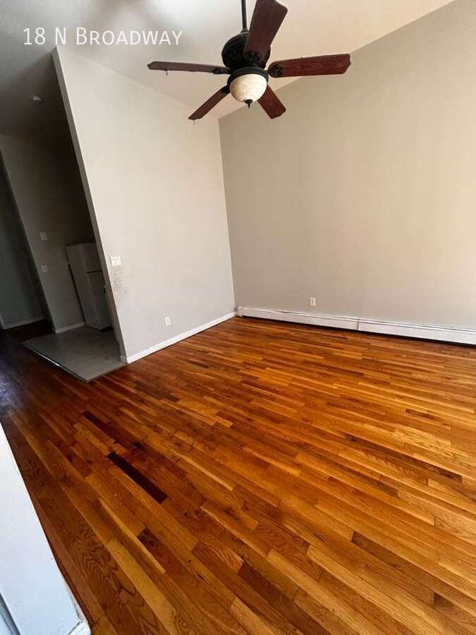 18 N Broadway - Photo 4 of 10