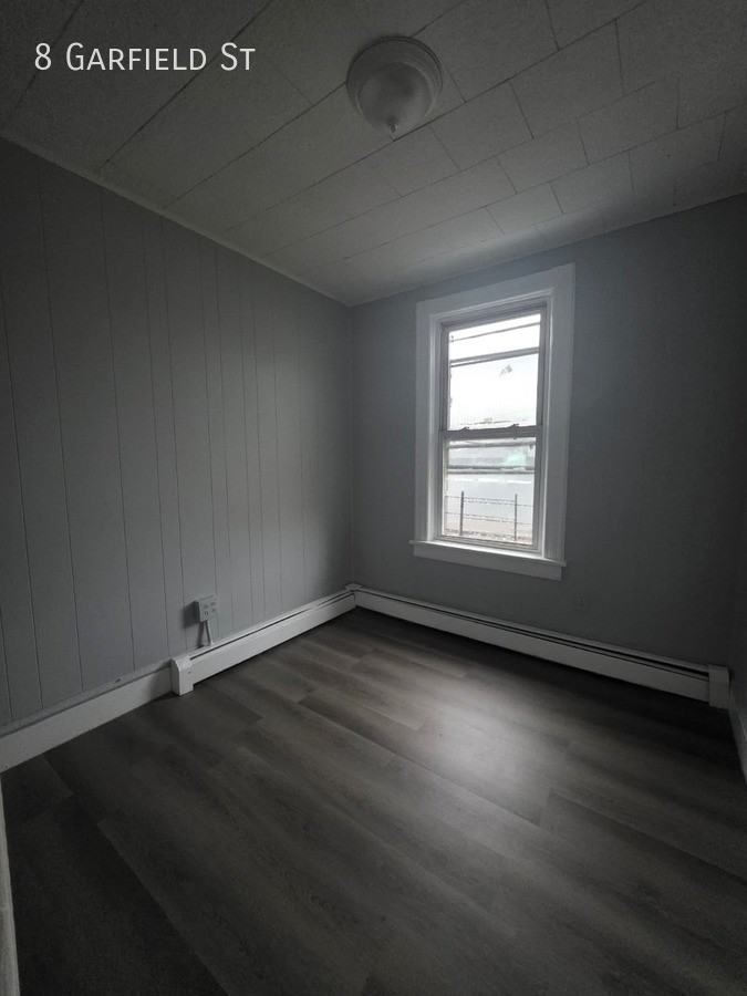 8 Garfield St - Photo 2 of 14