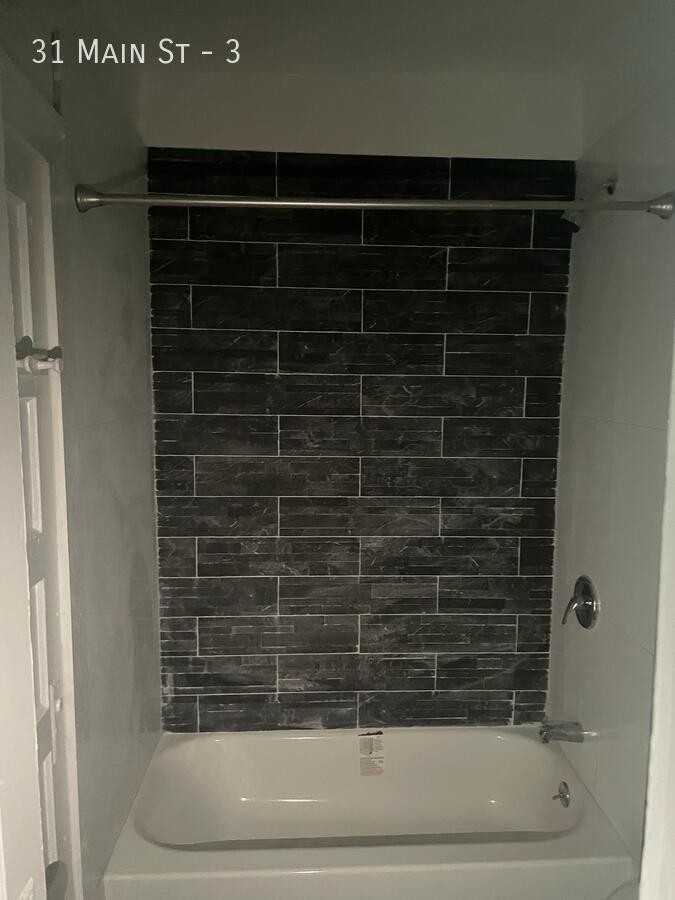 31 Main St #3 - Photo 5 of 5