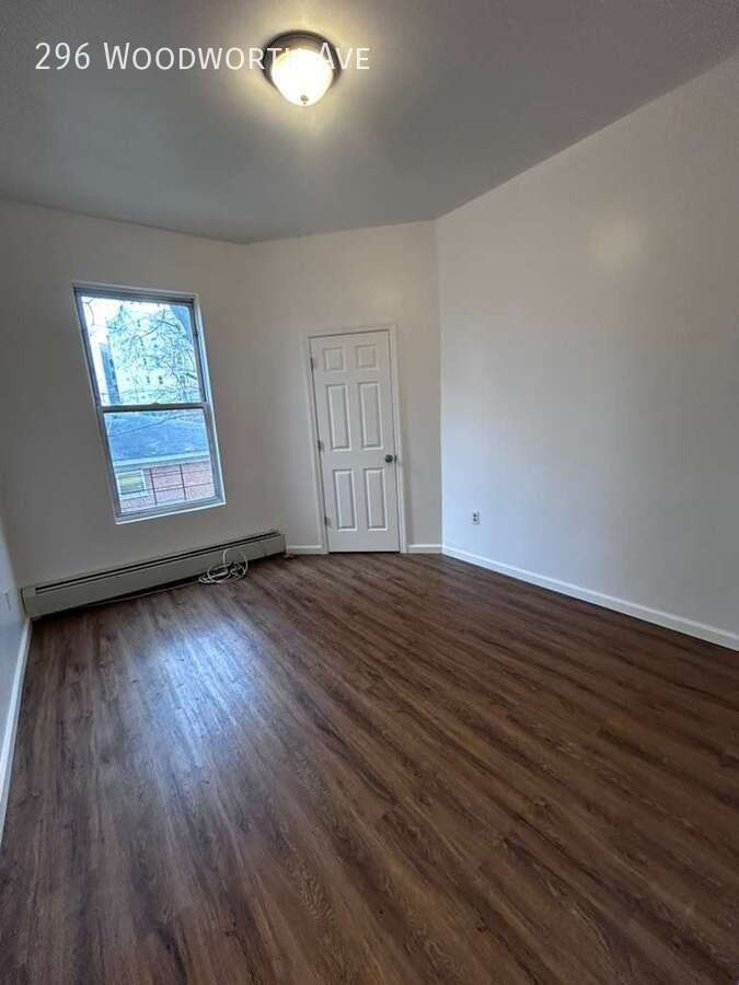 296 Woodworth Ave - Photo 3 of 8
