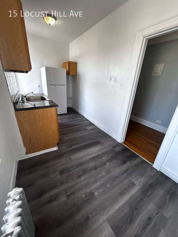 15 Locust Hill Ave - Photo 2 of 7