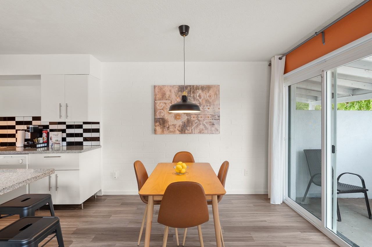 1232 W 4th St #1 - Photo 6 of 15