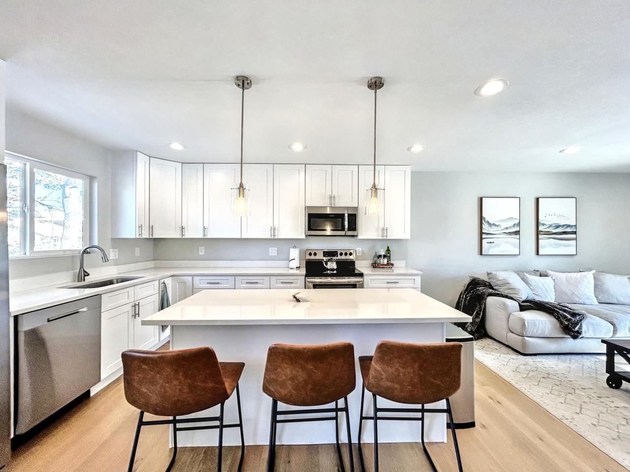 1828 S Idalia St - Photo 6 of 20