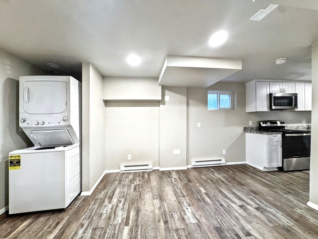 806 Paradise Ln #B - Photo 7 of 11