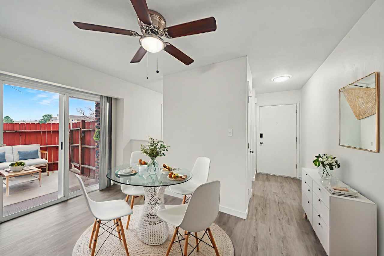 4270 Loomis Ave #B - Photo 2 of 11