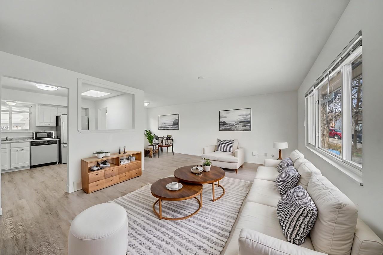 165 Glenn Pl - Photo 2 of 21